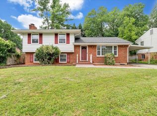 4537 Hammond Ln, Roanoke, VA 24018