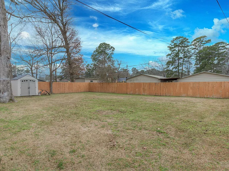 9478 Poinsetta Dr — Photo 3