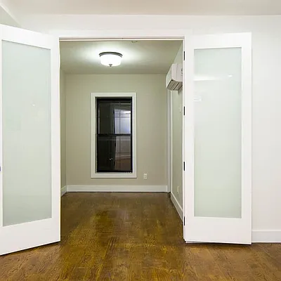 Rented by Nooklyn NYC LLC | media 34