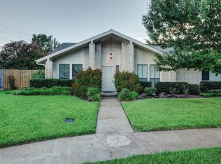 3302 Big Horn Ct, Sugar Land, TX 77478