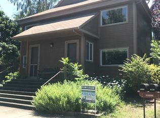 750 A St #A, Ashland, OR 97520