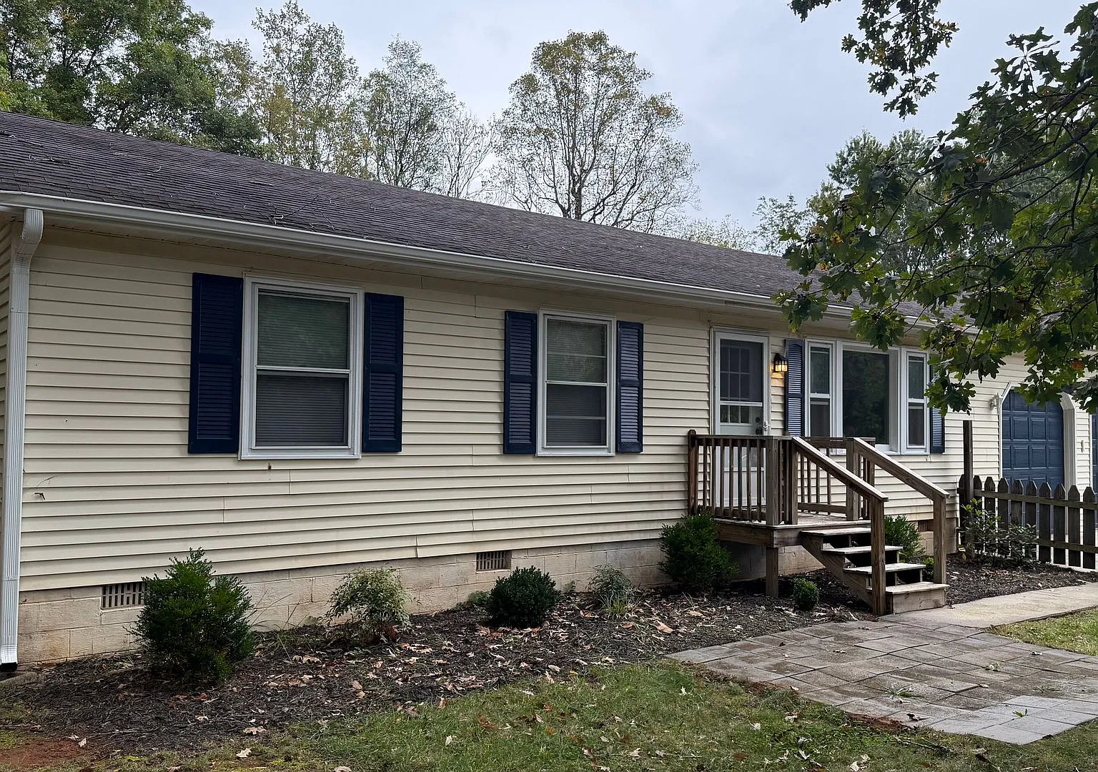 Ranch House in Nelson County — Photo 1