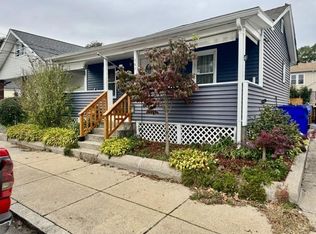 146 Oakland Ave, Pawtucket, RI 02861