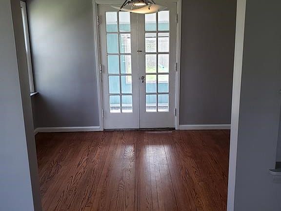 4th image of 22560 Purdue Ave