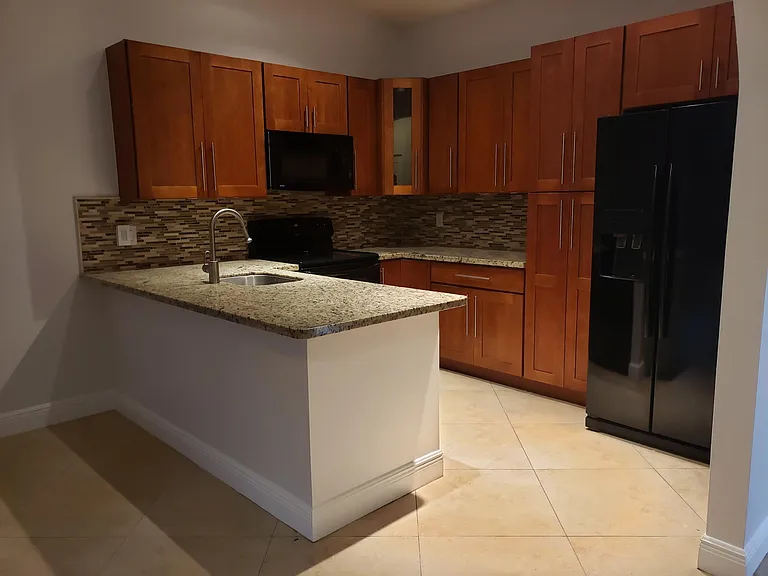 6402 SW 152nd Circle Pl — Photo 4