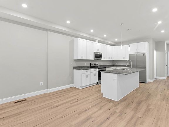 2nd image of 416 Evarts St NE APT 1