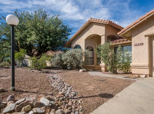 9221 N Portulaca Dr, Tucson, AZ 85742
