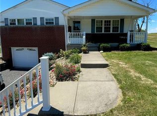 4037 Potato Garden Run Rd, Imperial, PA 15126