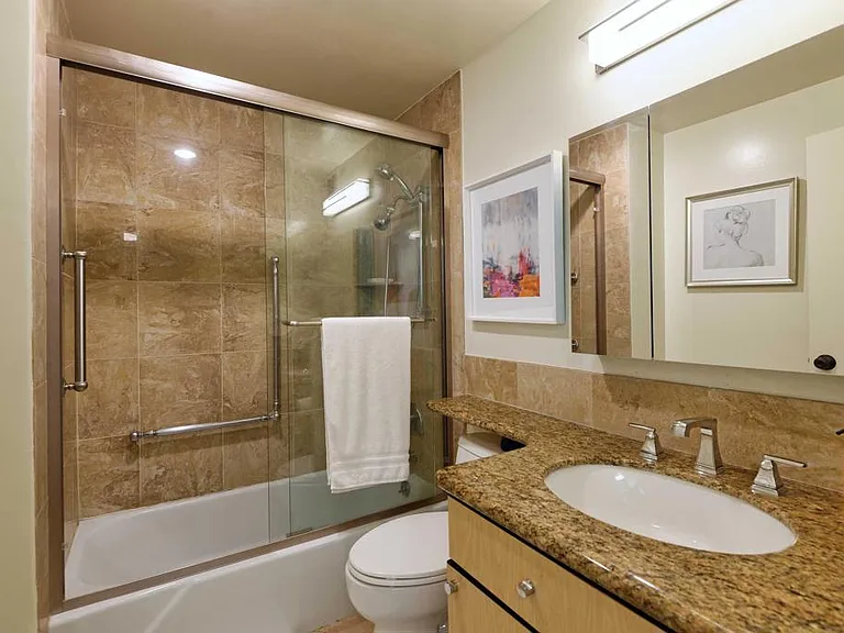1001 Genter St #6J — Photo 5