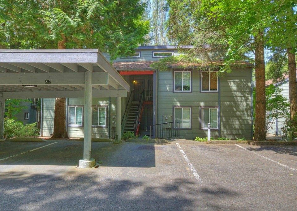 1st image of 14408 NE 30th Pl APT A26