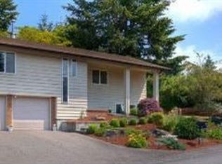 106 SW 194th St, Normandy Park, WA 98166