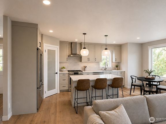 4th image of 11903 166 Drive NE