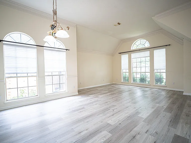 4503 Oak Valley Dr — Photo 8