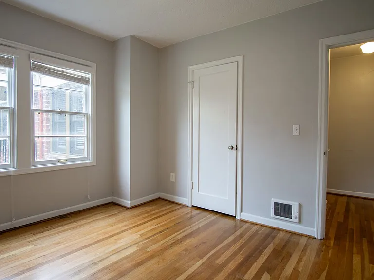 1952 NW Lovejoy St #3 — Photo 11