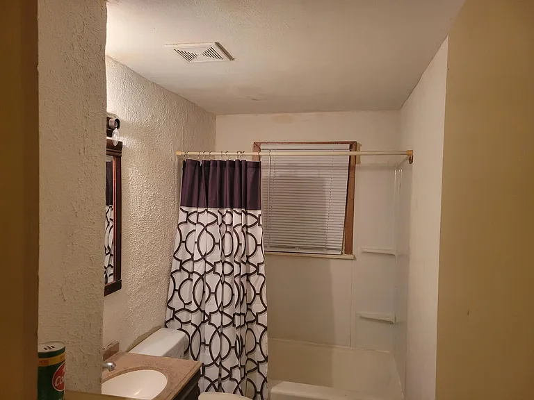 1358 E 25th Ave #1358 — Photo 5
