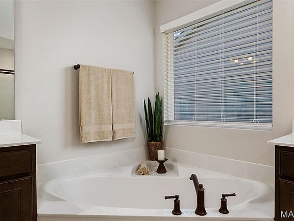 4th image of 205 Gauntlet Ln