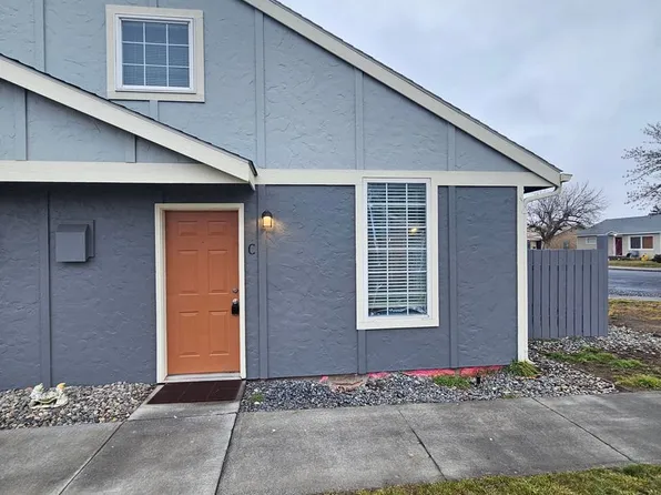 924 W 4th Ave, 924 W 4th Ave, Moses Lake, WA 98837