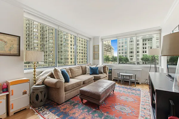 Rented by Compass | media 8