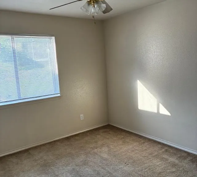 Village Oaks Apartments — Photo 6