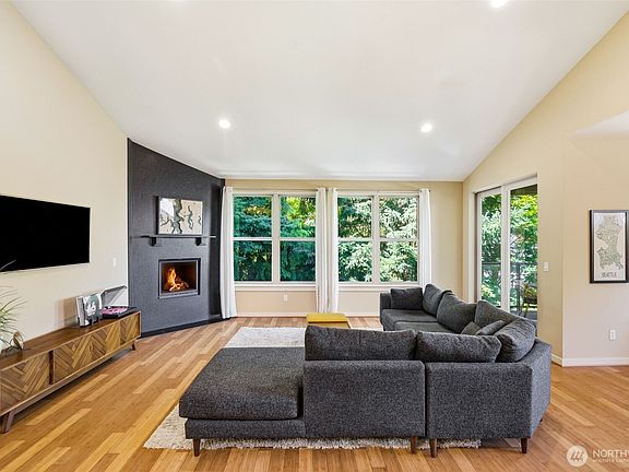 4th image of 3046 SW Manning Street