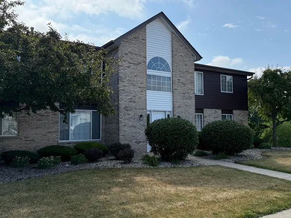 1411 Berta Dr Unit 2N, Crest Hill, IL 60403