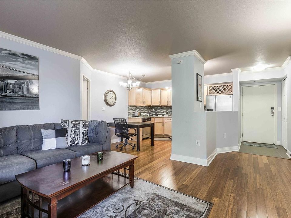 1st image of 601 W 11th Ave APT 220