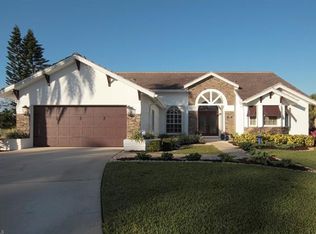 222 Palmetto Dunes Cir, Naples, FL 34113