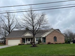 39306 Chestnut Ridge Rd, Elyria, OH 44035