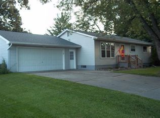 1034 Barbara St, Grand Blanc, MI 48439