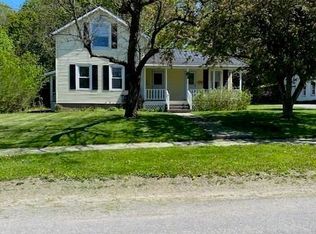 5 Prospect St, Adams, NY 13605