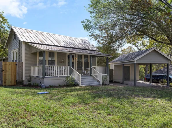 12411 E Texas St, Burton, TX 77835