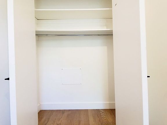 5th image of 463 Kosciusko St #1L