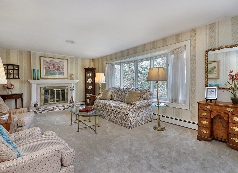 212 Strasser Ave, Westwood, MA 02090 Zillow