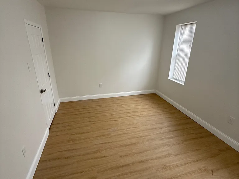 1320 S Myrtlewood St — Photo 20
