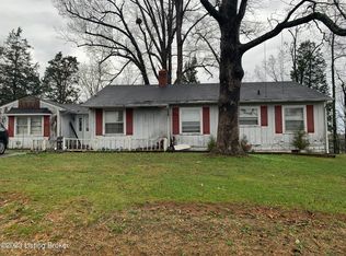 241 Oak Ridge Dr, Radcliff, KY 40160