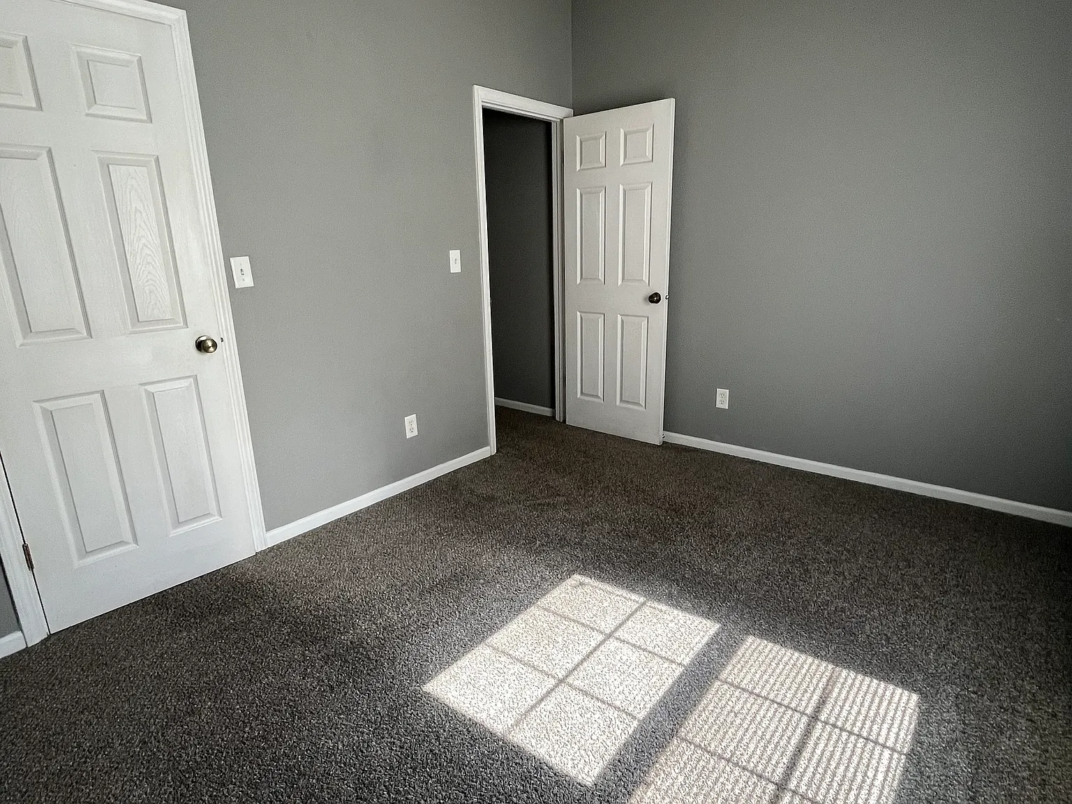 3 bed, 2.0 bath, 1422 sqft, $1,799 — Photo 4