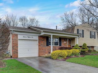 1282 Newbury Dr, Columbus, OH 43229