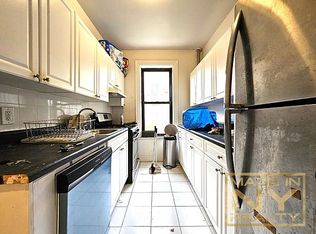 31-49 29th St #A6, Astoria, NY 11106