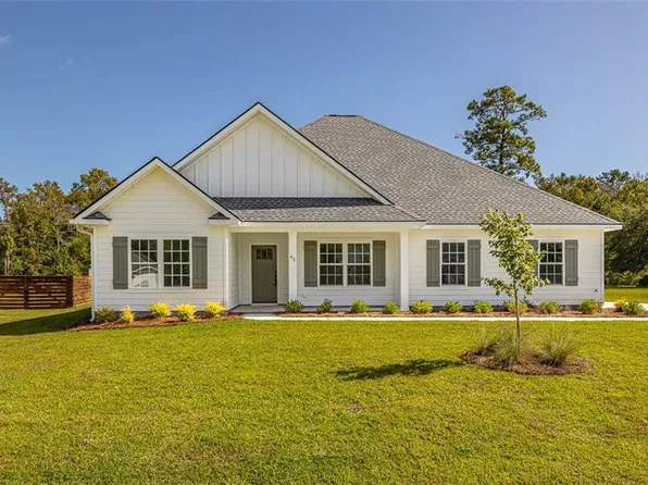 41 Snowy Egret Dr, Brunswick, GA 31523