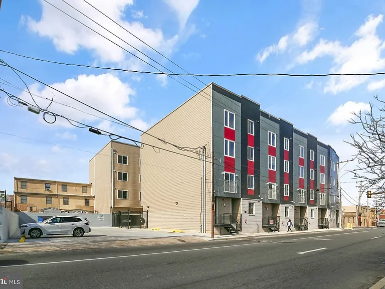 800 Callowhill St #10-3 — Photo 28