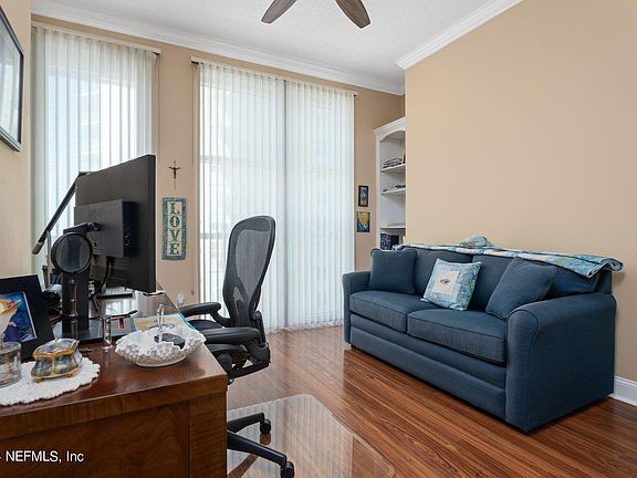 4th image of 1431 Riverplace Blvd #1-1201