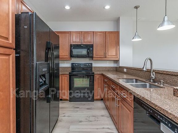 4th image of 1624 SW 33rd Ct