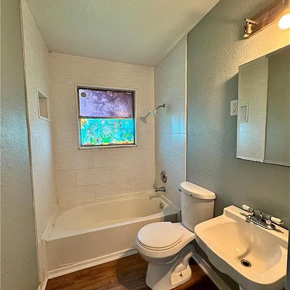 5825 Hugo Dr — Photo 5