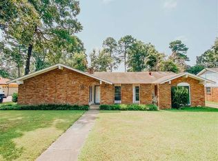 87 Valley Rd, Texarkana, TX 75503