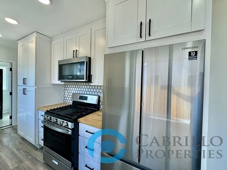 3724 Nile St — Photo 9