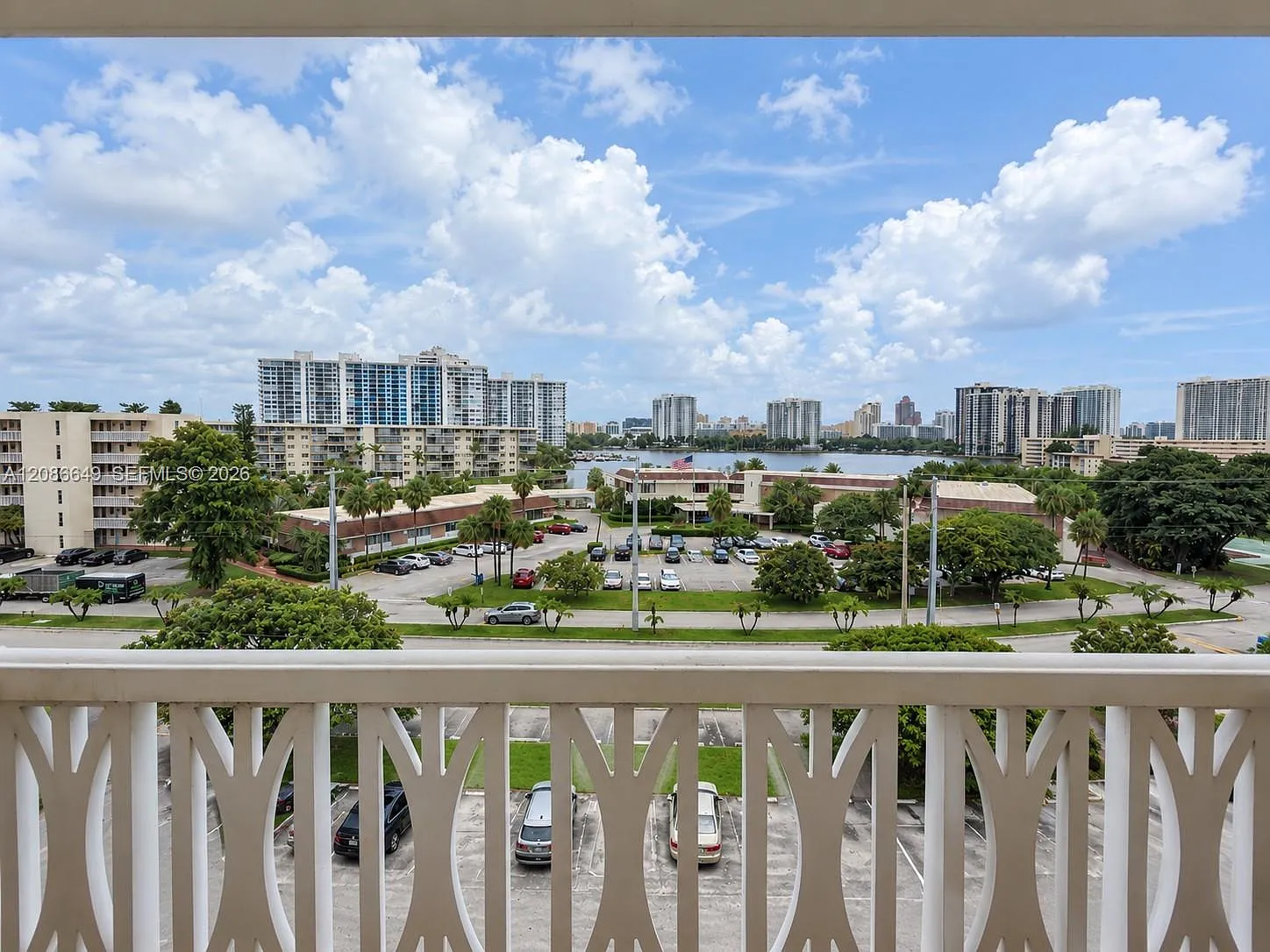 2920 Point East Dr — Photo 3