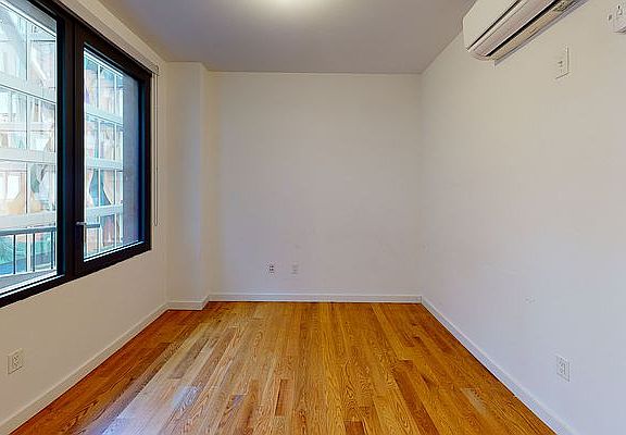 5th image of 123 Melrose St APT 431