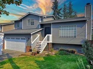 16102 82nd Pl NE, Kenmore, WA 98028