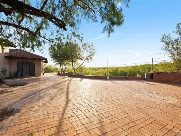 44 N San Julian Rd, Roma, TX 78584