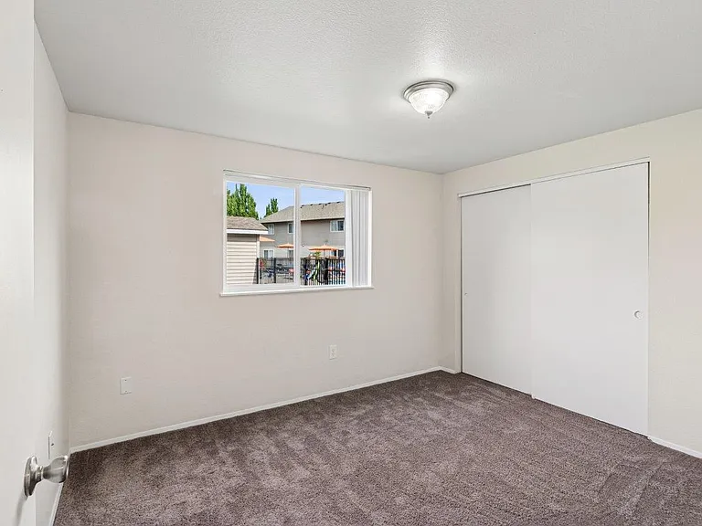 North Pointe — Photo 19